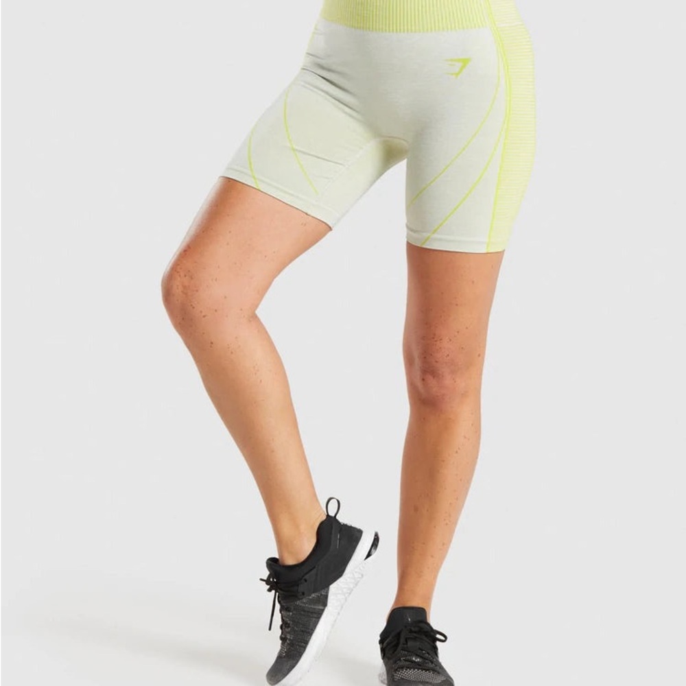 GYMSHARK HYPER AMPLIFY SHORTS